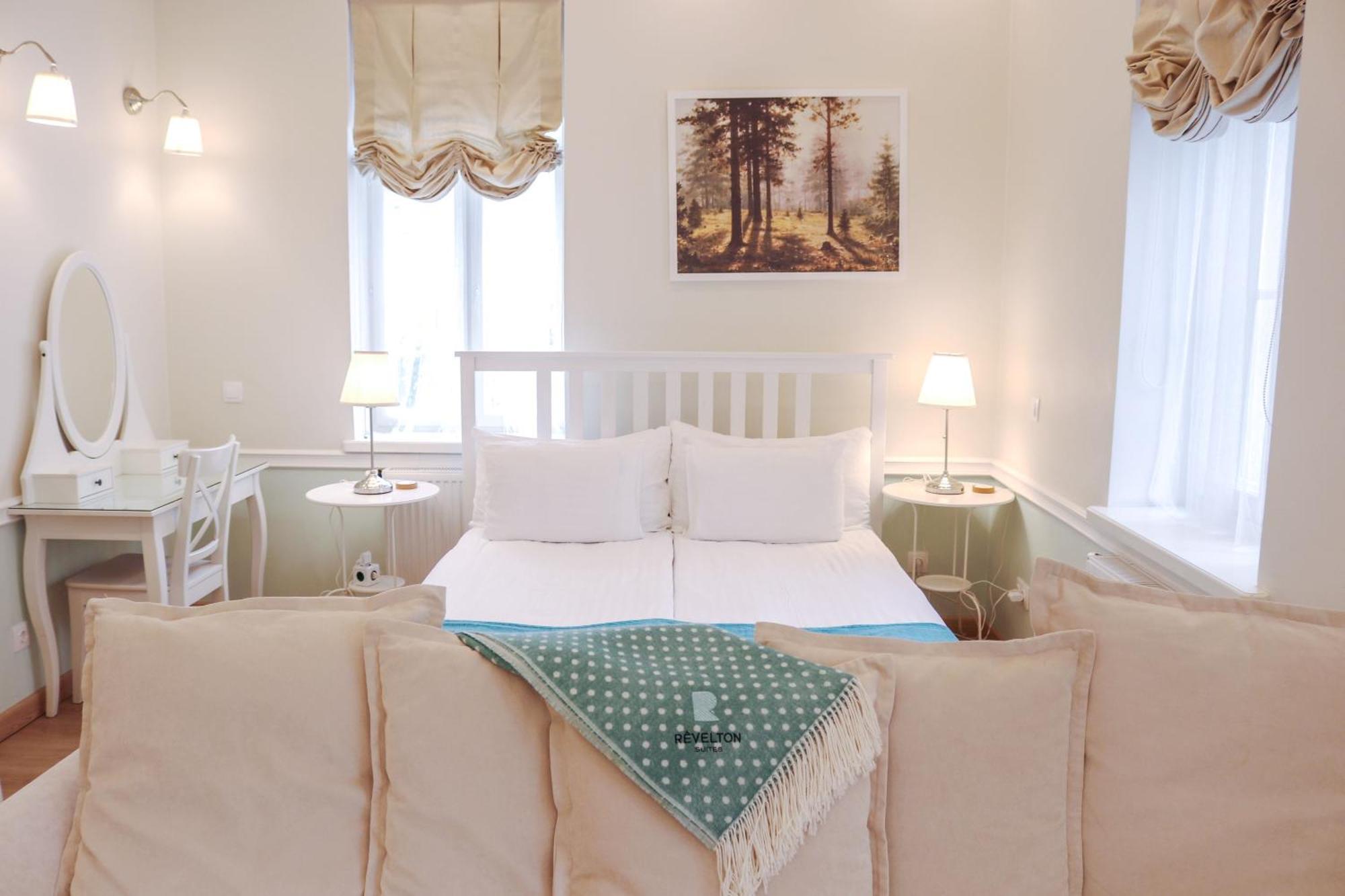 Revelton Suites Tallin Exterior foto