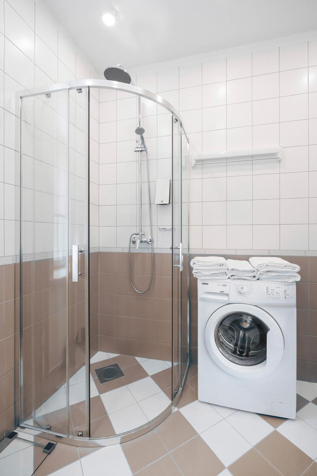 Revelton Suites Tallin Exterior foto